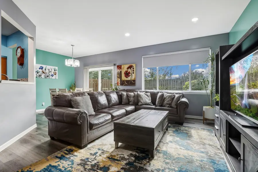 1843 S Wentworth Circle, Romeoville, IL 60446 - Image #2