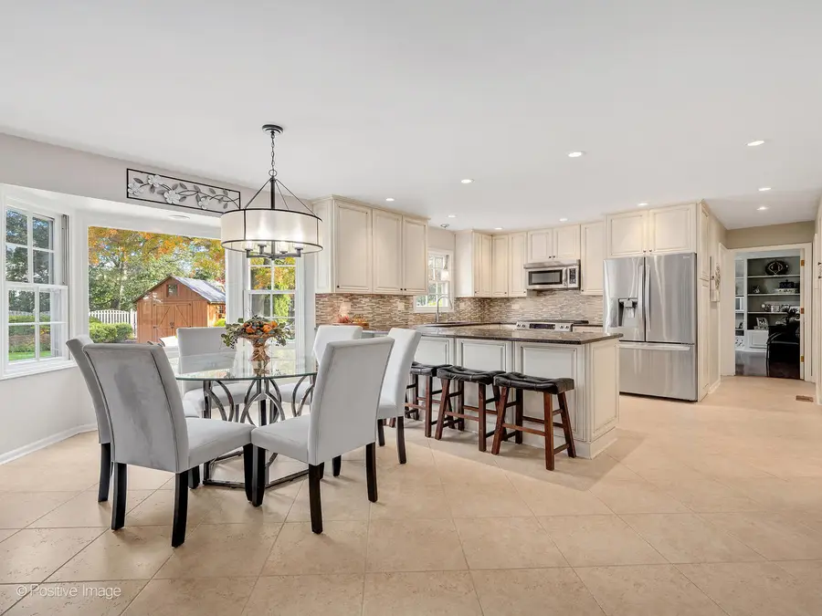 1993 Greensboro Drive, Wheaton, IL 60189 - Image #3