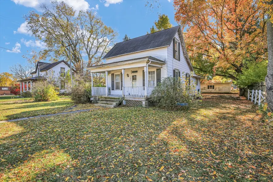 107 W Byron Street, Sidney, IL 61877 - Image #2