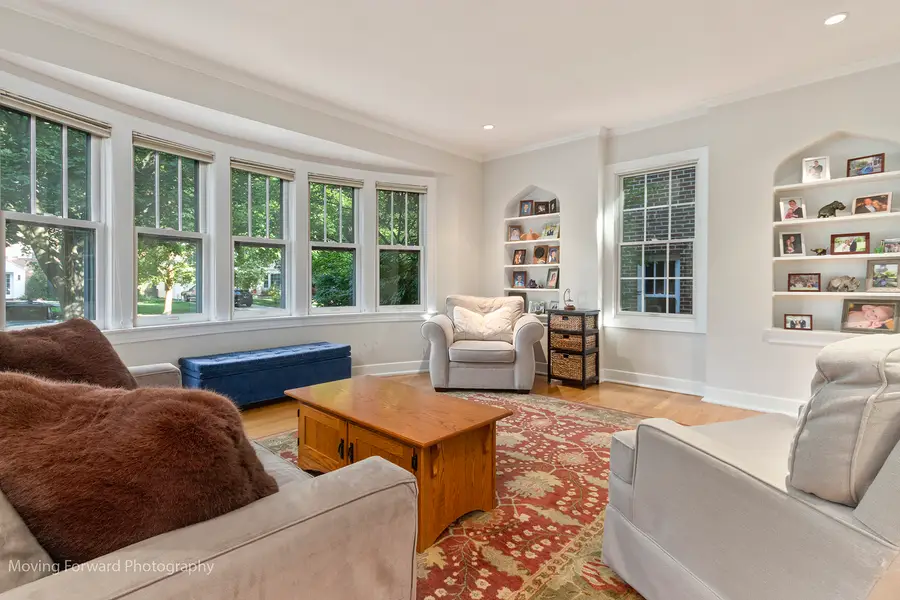 2518 Ridgeway Avenue, Evanston, IL 60201 - Image #2