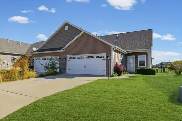 2208 S Cyprus Point #2208, Urbana, IL 61802