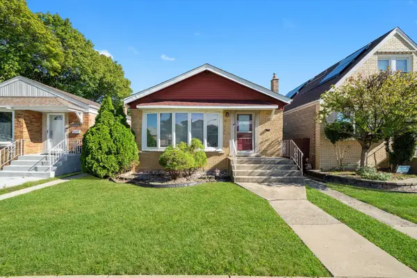 6105 S Moody Street, Chicago, IL 60638