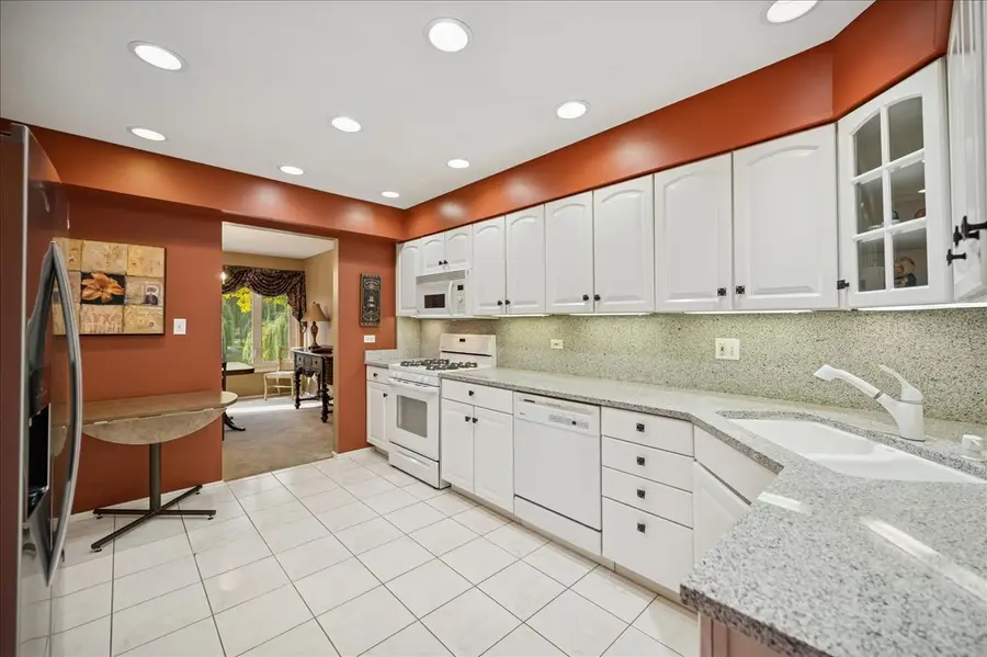 175 Lake Boulevard #301, Buffalo Grove, IL 60089 - Image #3