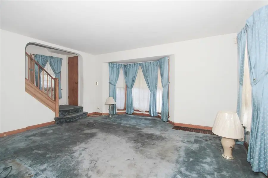 434 E Thacker Street, Des Plaines, IL 60016 - Image #2