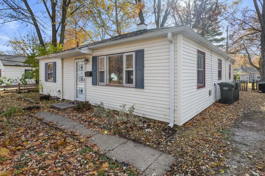 1005 E Delaware Avenue, Urbana, IL 61801 - Image #3