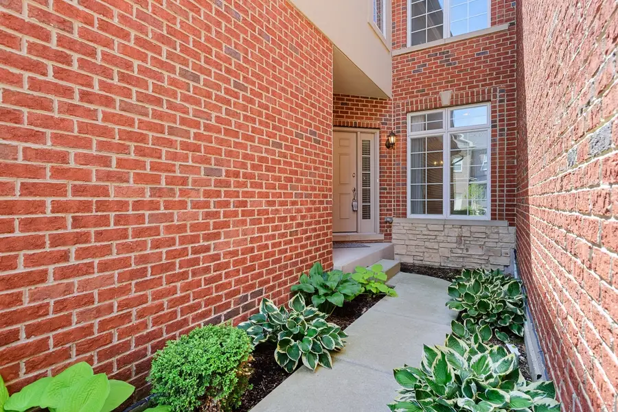 146 Paxton Road #4, Bloomingdale, IL 60108 - Image #2