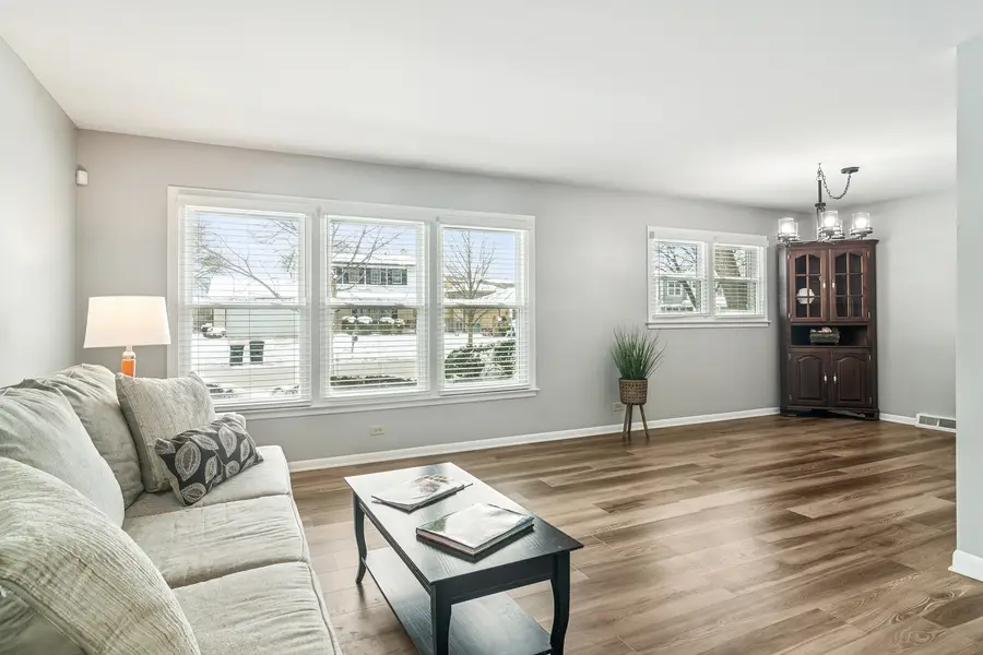 1115 E Orchard Street, Arlington Heights, IL 60005 - Image #3