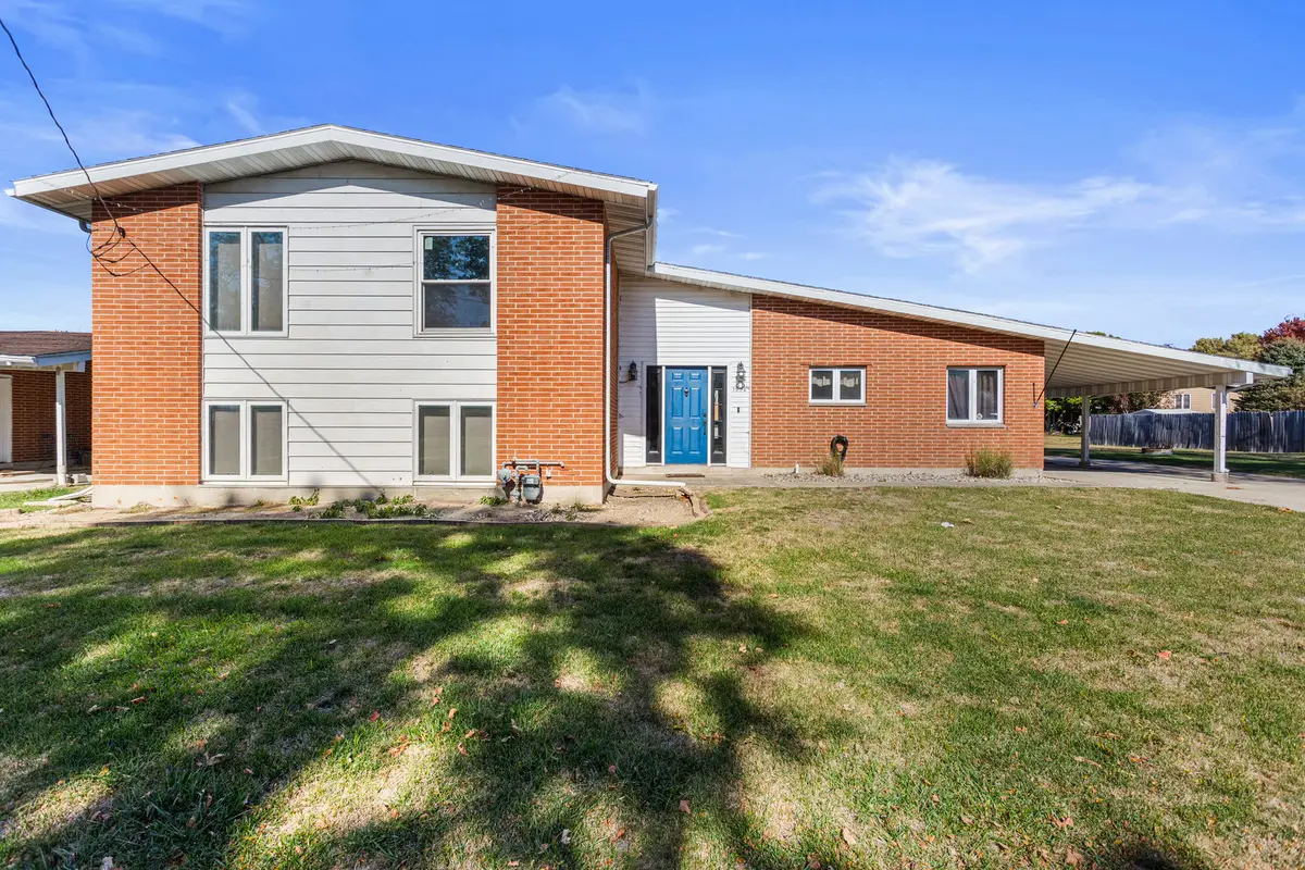 1554 S Pointe Drive, Rantoul, IL 61866 - Image #1