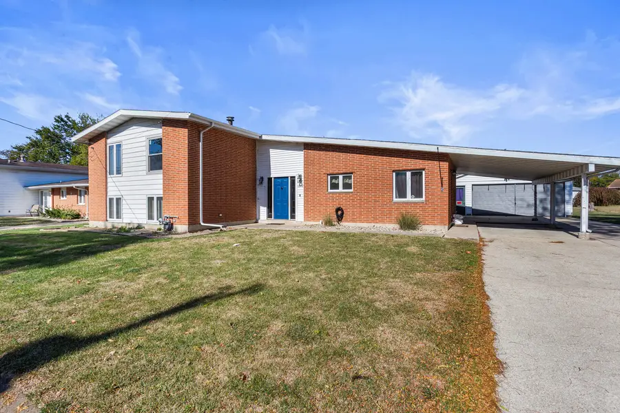 1554 S Pointe Drive, Rantoul, IL 61866 - Image #3