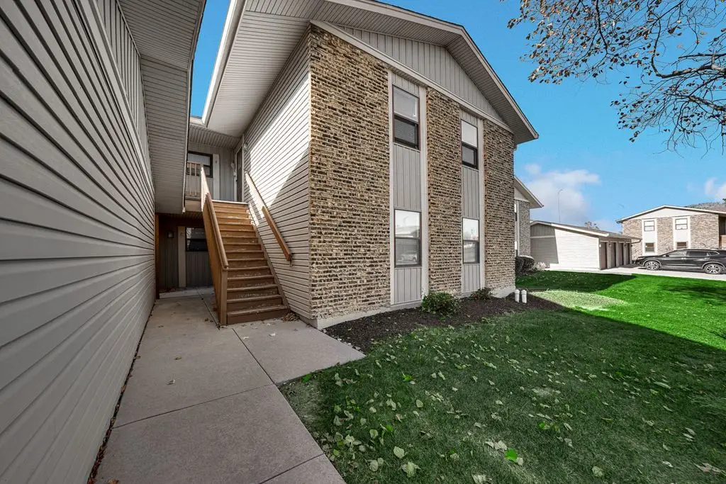 1335 Gifford Court #A, Hanover Park, IL 60133 - Image #1