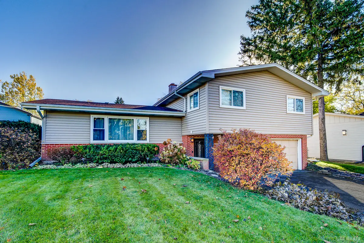 571 Hitchcock Avenue, Lisle, IL 60532 - Image #1