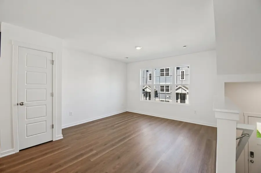 875 Briar Glen Court, Hampshire, IL 60140 - Image #3