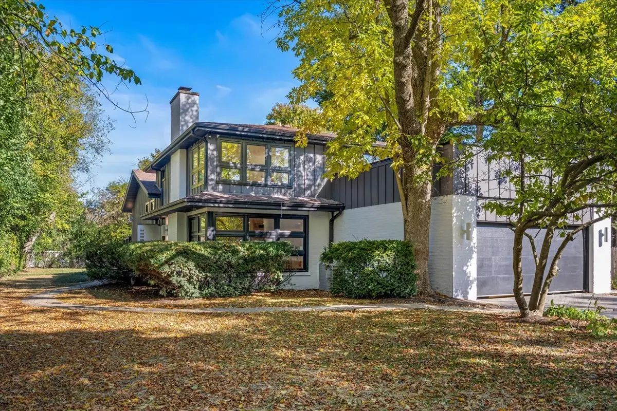 1077 Green Bay Road, Glencoe, IL 60022 - Image #1