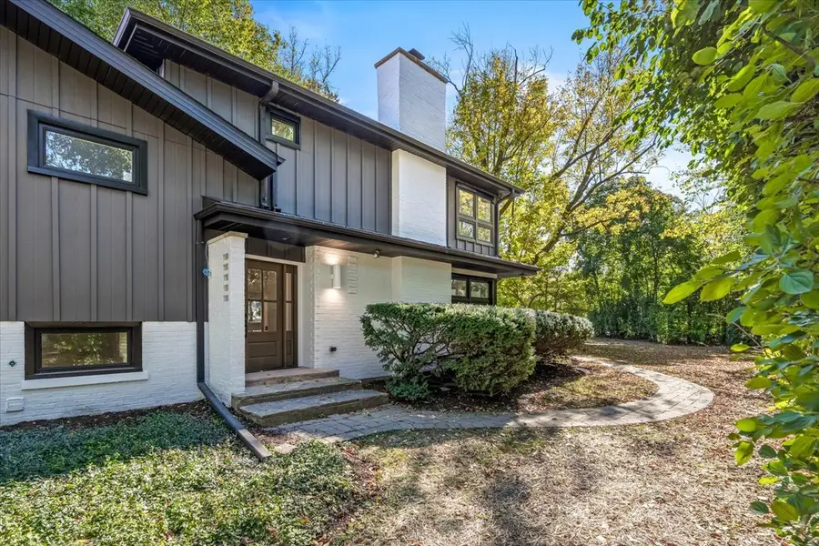 1077 Green Bay Road, Glencoe, IL 60022 - Image #2