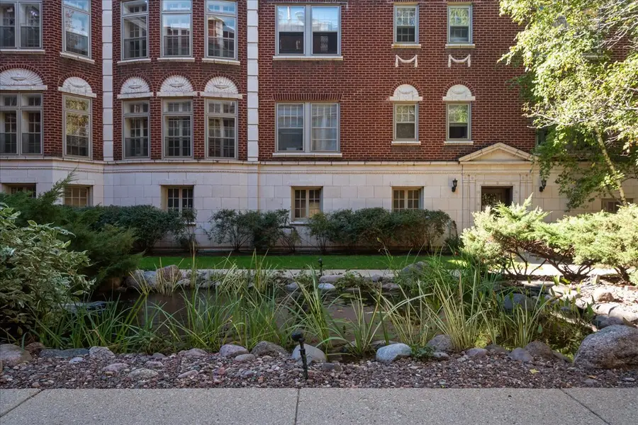 496 Sheridan Road #1, Evanston, IL 60202 - Image #3