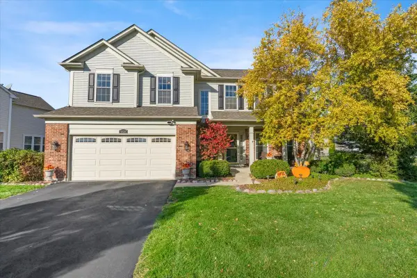 4020 Bunker Hill Drive, Algonquin, IL 60102