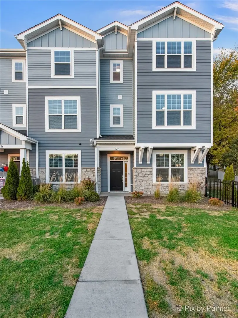 128 E Main Street, Cary, IL 60013 - Image #1