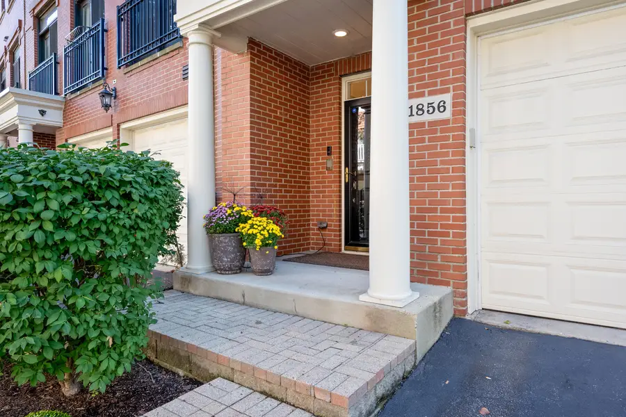 1856 Admiral Court, Glenview, IL 60026 - Image #2