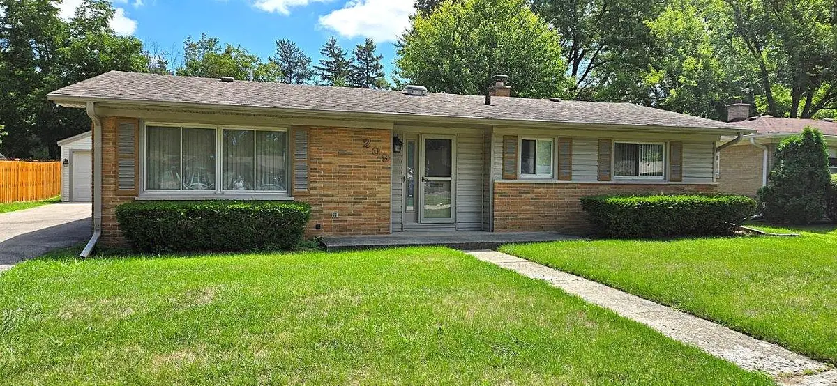 209 Gladys Avenue, Fox River Grove, IL 60021 - Image #1