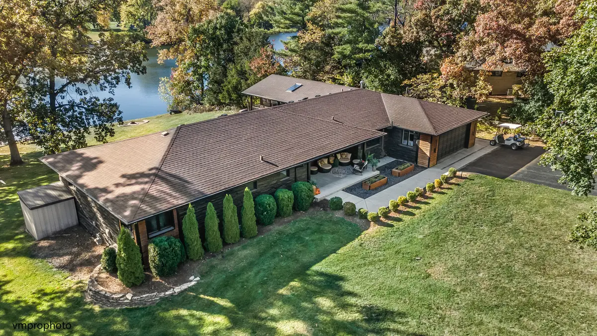 Address Withheld By Seller, Barrington, IL 60010 - Image #1