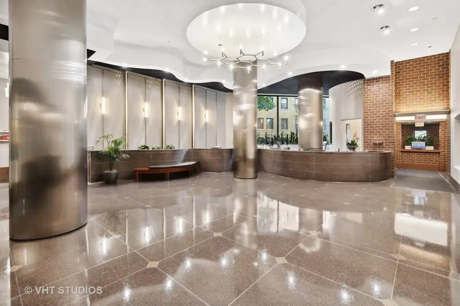 3660 N Lake Shore Drive #3301, Chicago, IL 60613 - Image #3