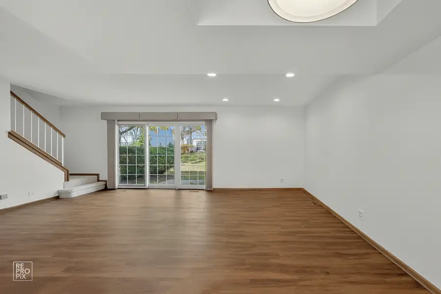 1884 Hastings Avenue, Downers Grove, IL 60516 - Image #2