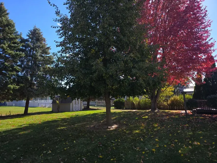 1122 S Wells Street, Sandwich, IL 60548 - Image #2