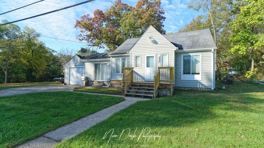 34966 N Forest Avenue, Ingleside, IL 60041 - Image #2