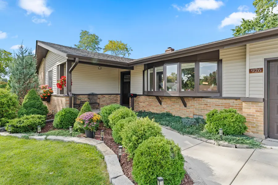 926 Wilshire Avenue, Elk Grove Village, IL 60007 - Image #2