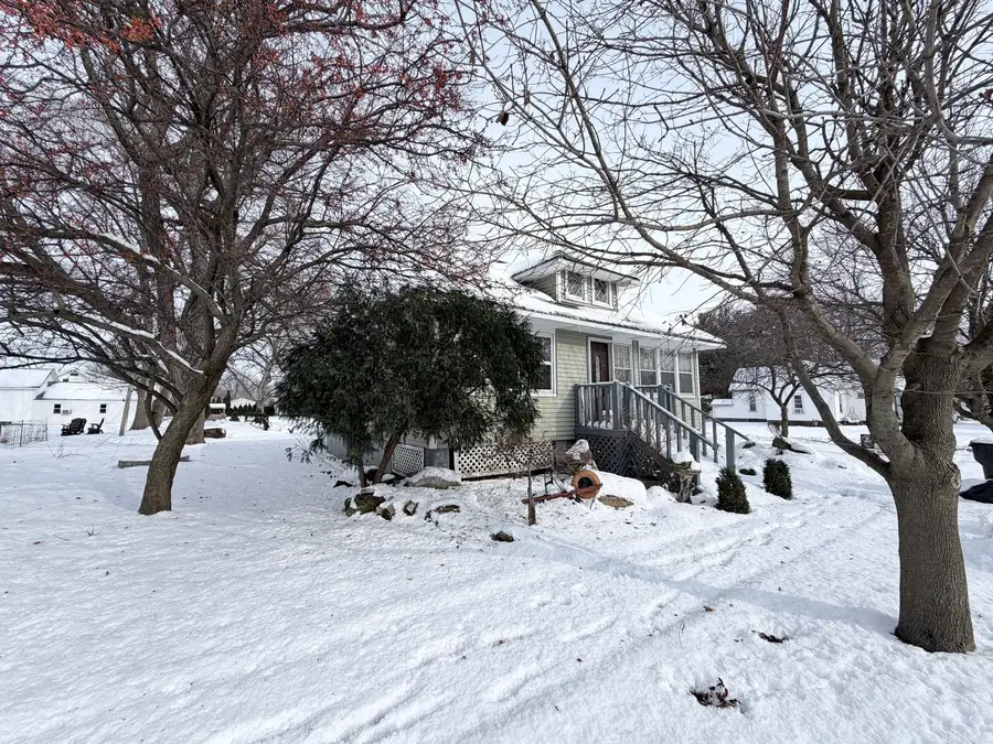 102 E Lincoln Street, Pesotum, IL 61863 - Image #3