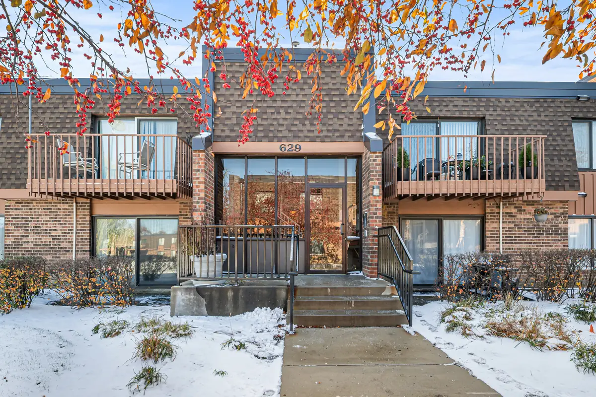 629 Derry Court #1A, Schaumburg, IL 60193 - Image #1