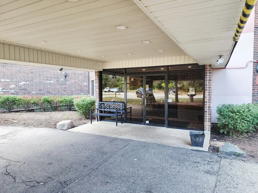 1026 Castilian Court #113, Glenview, IL 60025 - Image #3