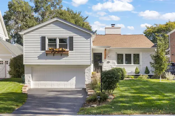 211 Crest Road, Glen Ellyn, IL 60137