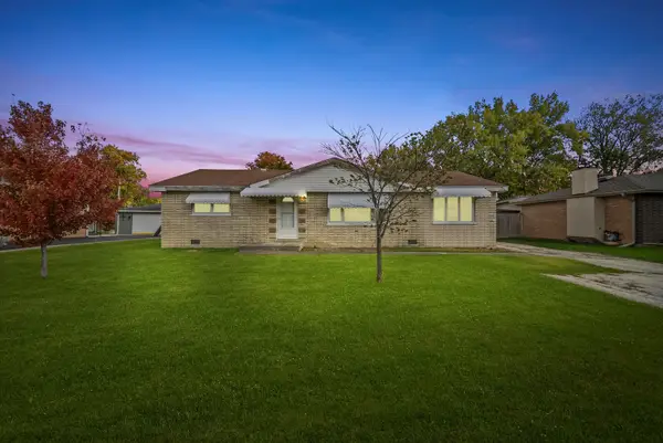 8521 S 83rd Avenue, Hickory Hills, IL 60457