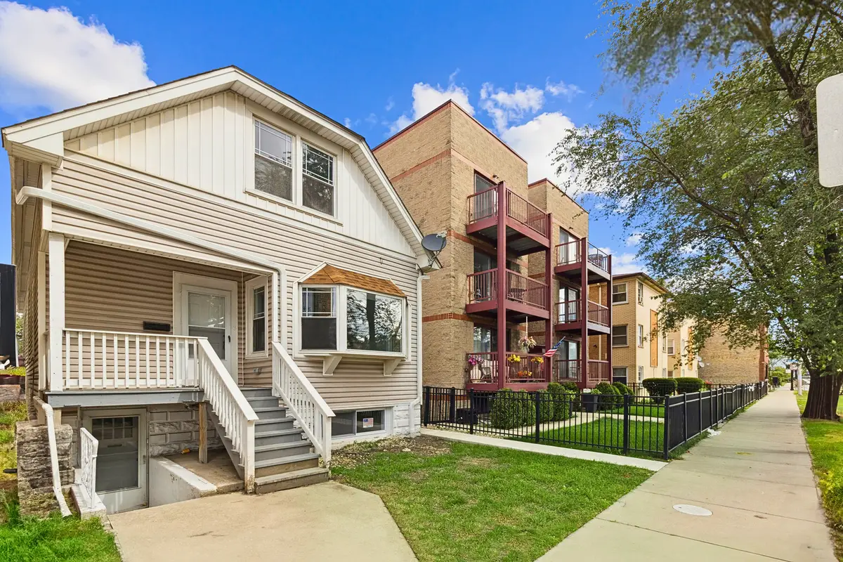 4718 W Addison Street, Chicago, IL 60641 - Image #1