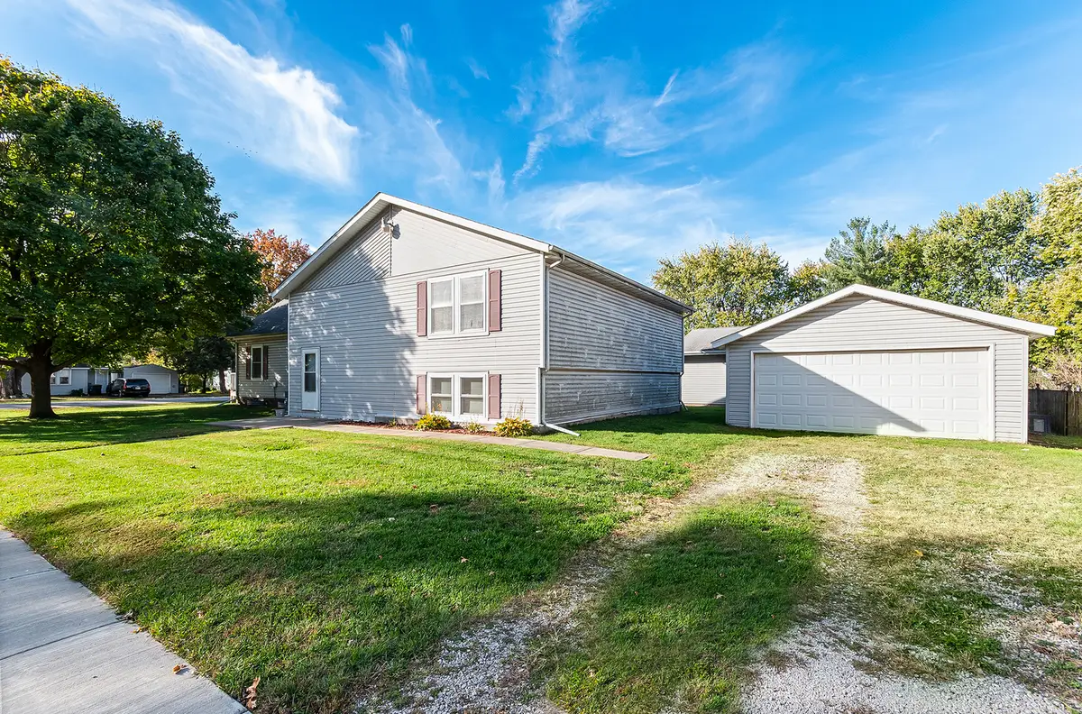 310 W Oak Street, Coal City, IL 60416 - Image #1