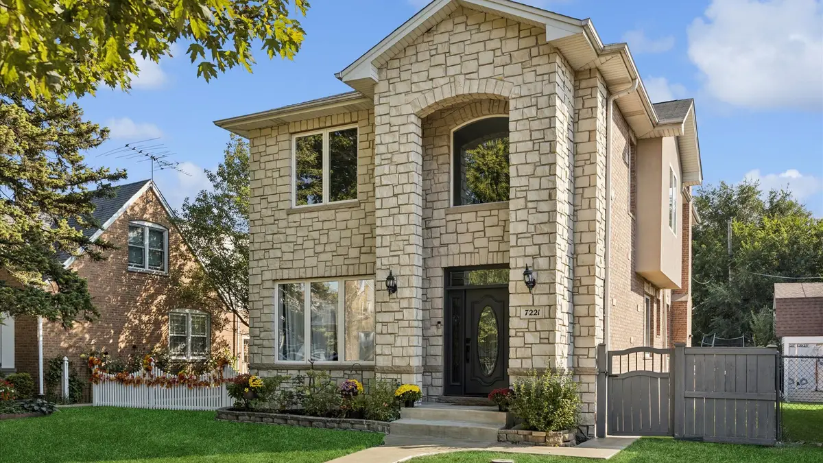 7221 N Octavia Avenue, Chicago, IL 60631 - Image #1