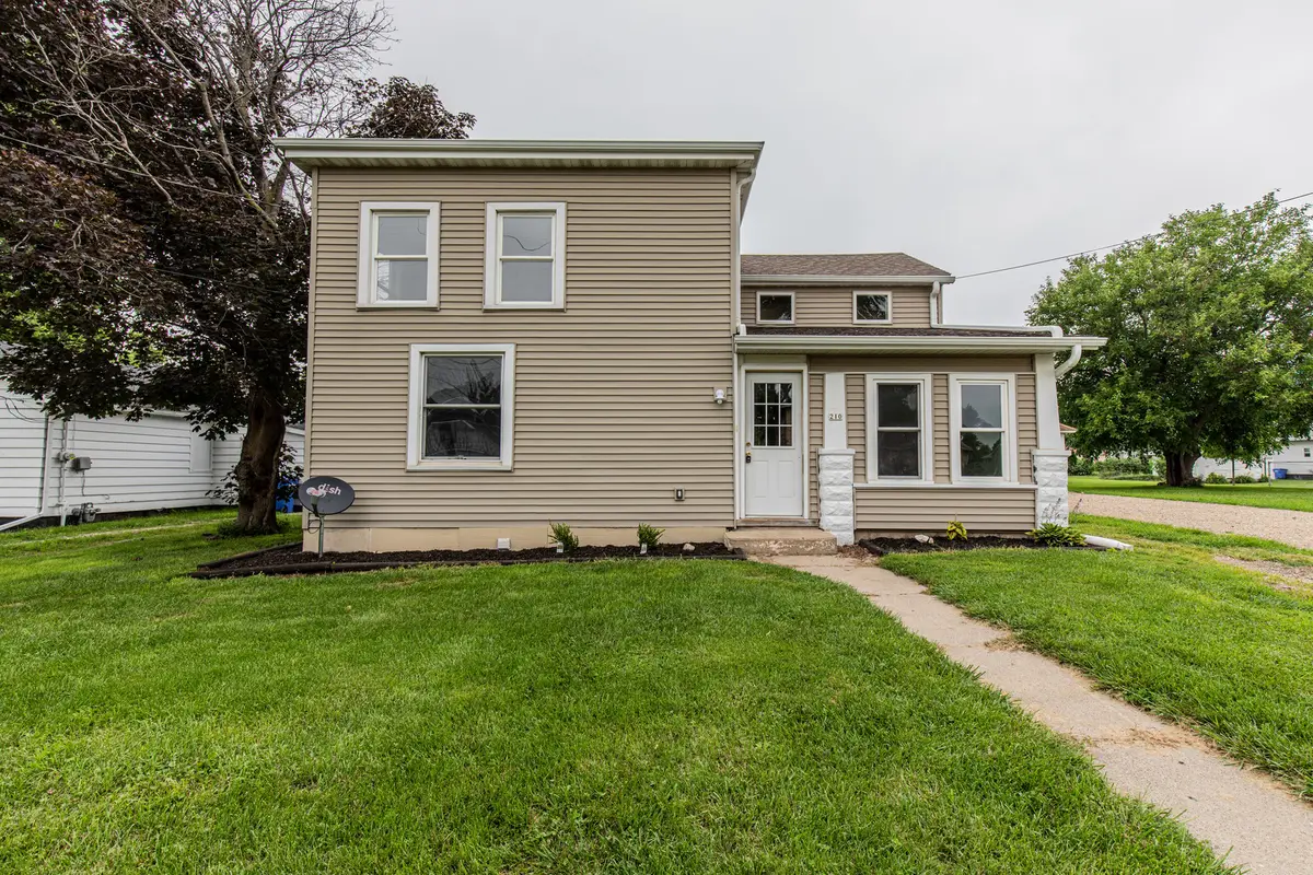 210 W 1st Street, Wyanet, IL 61379 - Image #1