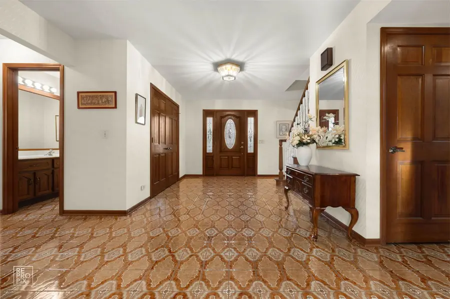 1300 Old Dominion Road, Naperville, IL 60540 - Image #3