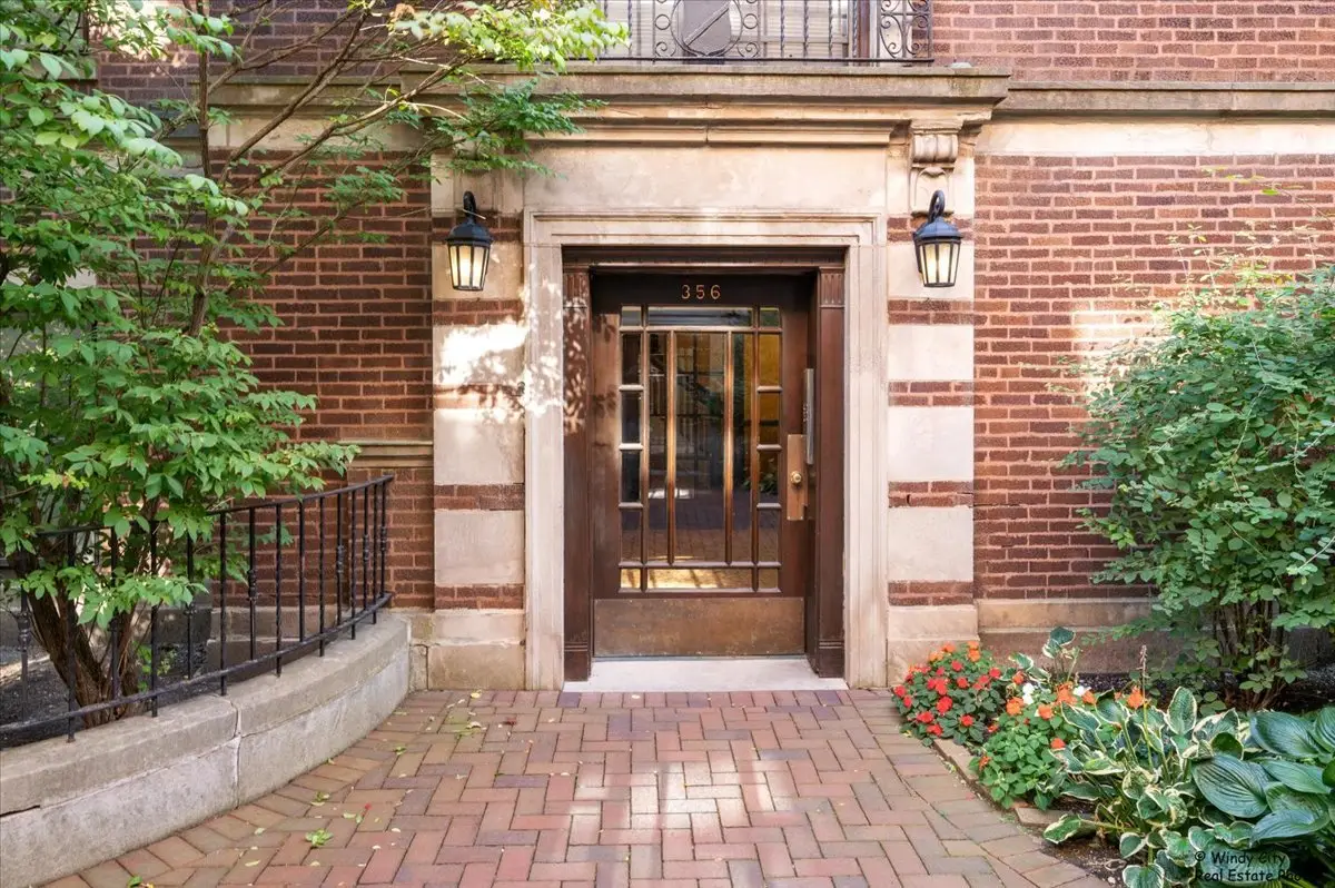 356 Ridge Avenue #6-2, Evanston, IL 60202 - Image #1