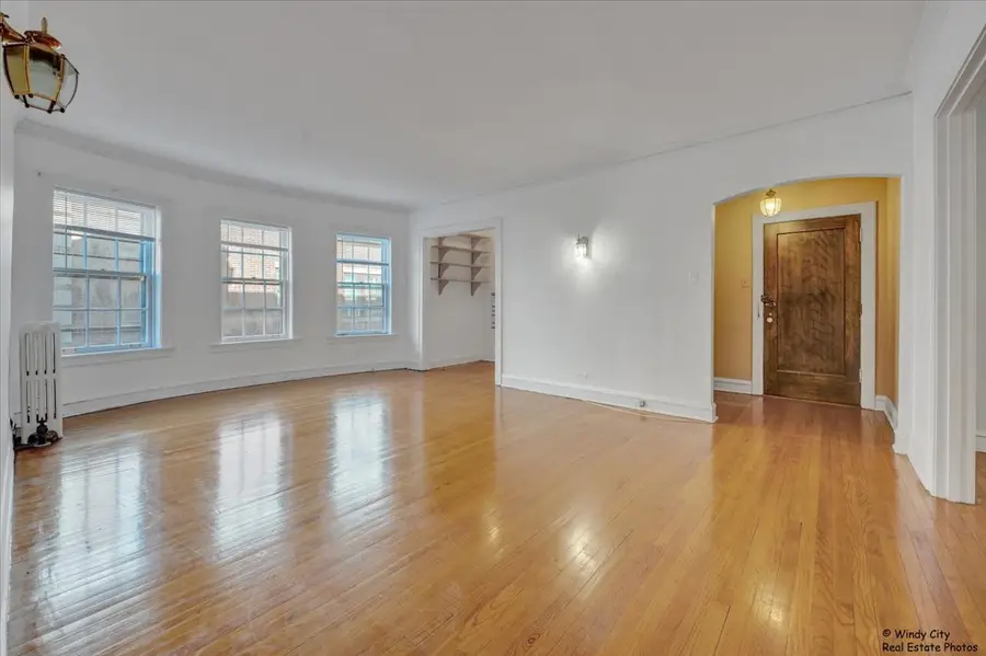 356 Ridge Avenue #6-2, Evanston, IL 60202 - Image #2