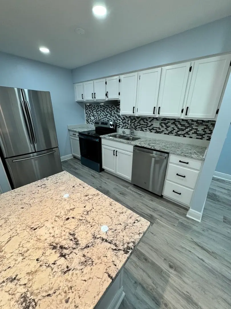 830 E Old Willow Road #8-107, Prospect Heights, IL 60070 - Image #2