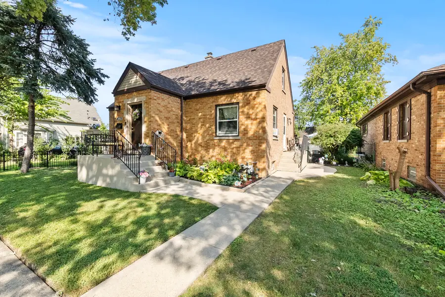 4039 Prairie Avenue, Schiller Park, IL 60176 - #2