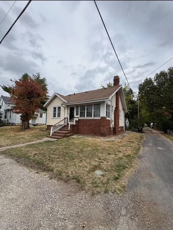 2512 N Maryland Street, Peoria, IL 61603