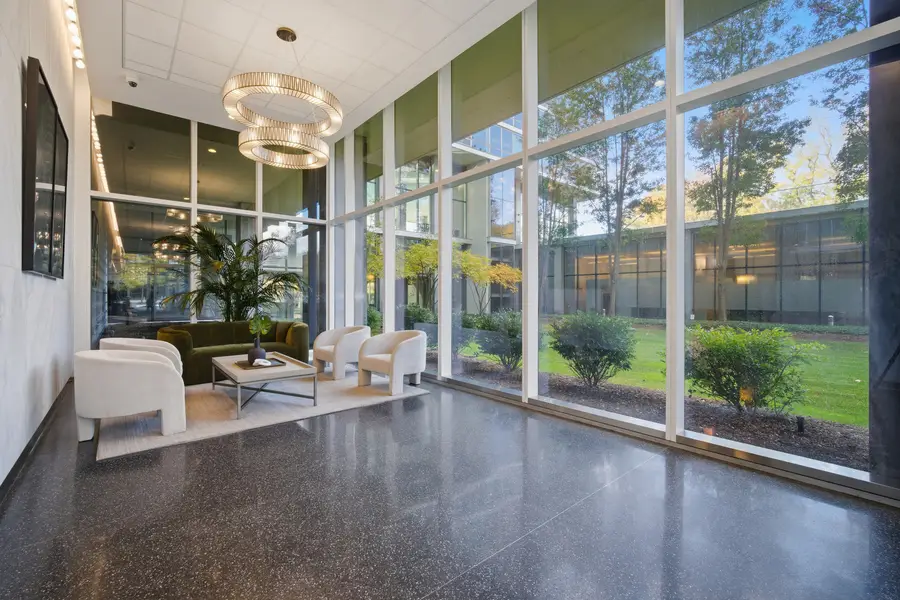 9655 Woods Drive #1304, Skokie, IL 60077 - Image #2