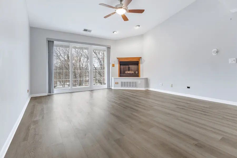 540 Biesterfield Road #B315, Elk Grove Village, IL 60007 - Image #2