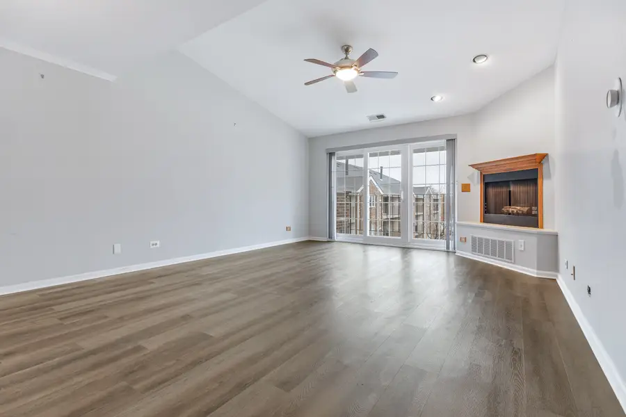 540 Biesterfield Road #B315, Elk Grove Village, IL 60007 - Image #3