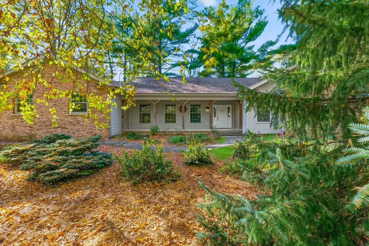 52 Glenn Drive, White Heath, IL 61884 - Image #1