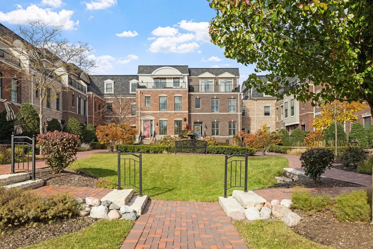 353 E Liberty Drive, Wheaton, IL 60187 - Image #1