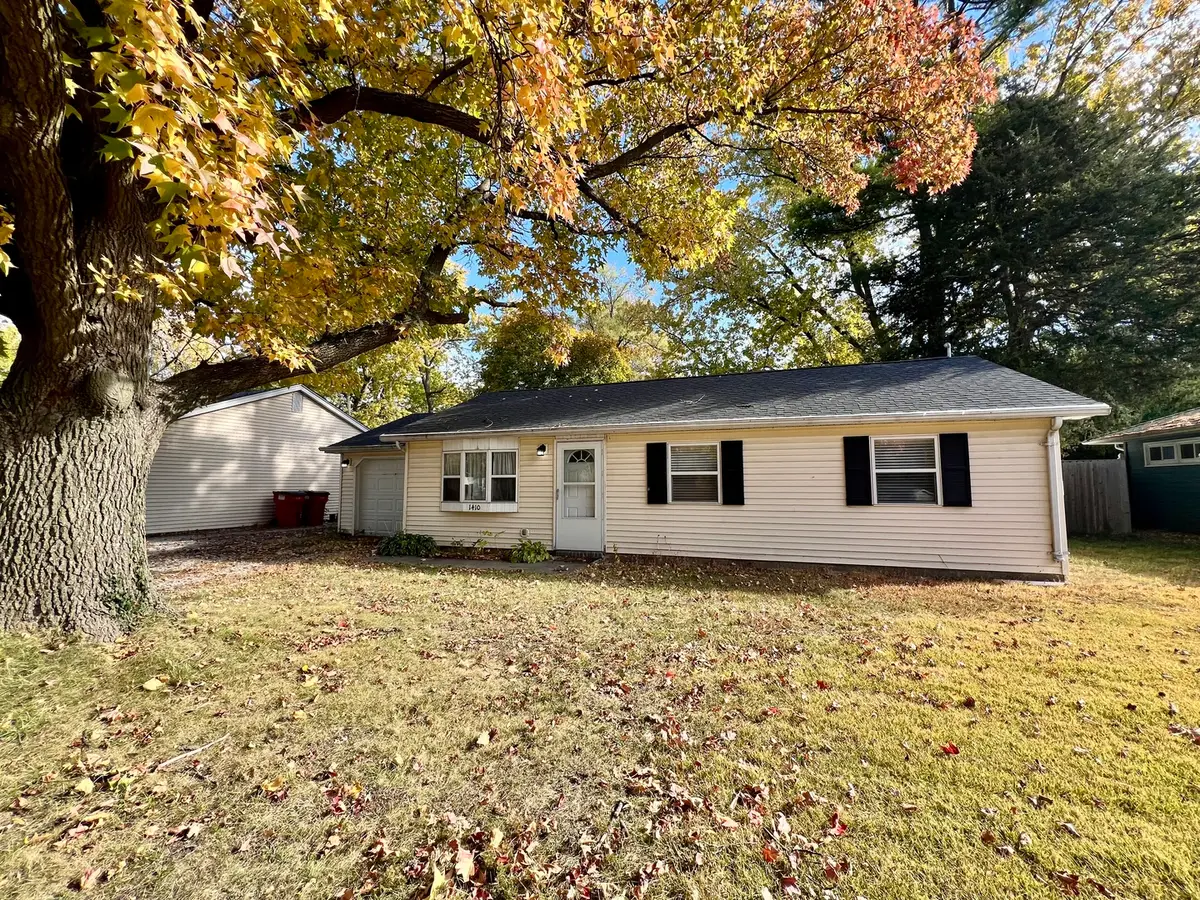 1410 S Mattis Avenue, Champaign, IL 61821 - Image #1